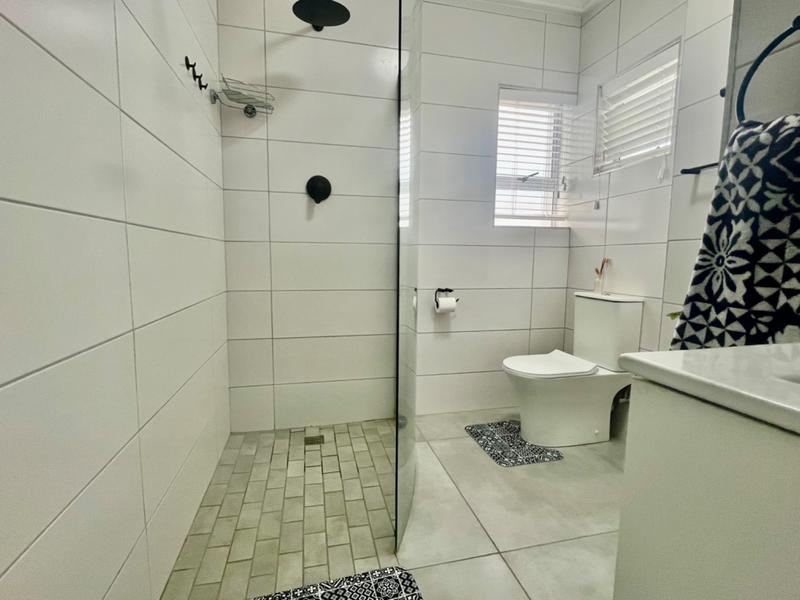 2 Bedroom Property for Sale in Reebok Western Cape